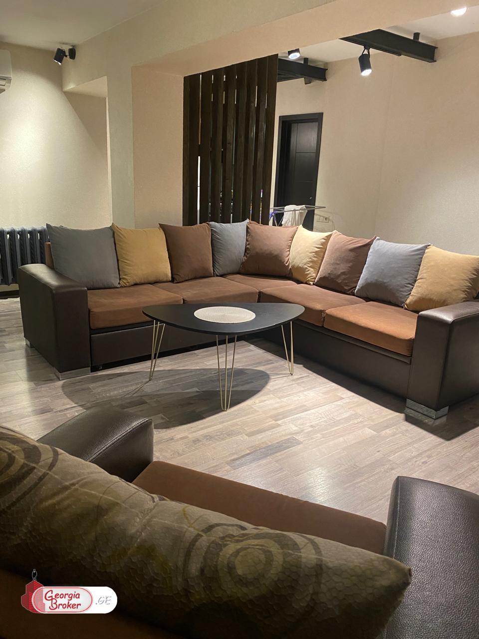 ქირავდება ახალი გარემონტებული 2 ოთახიანი ბინა ვერაზე